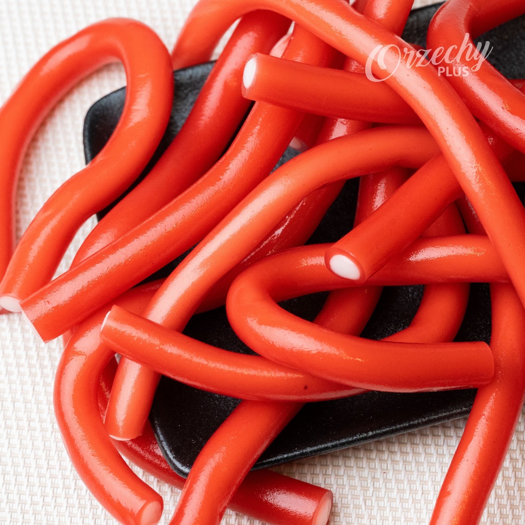 Żelki „Kabelki truskawkowe“, 1 kg